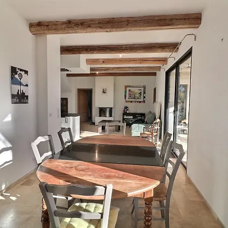 Holiday home Maison Caphan